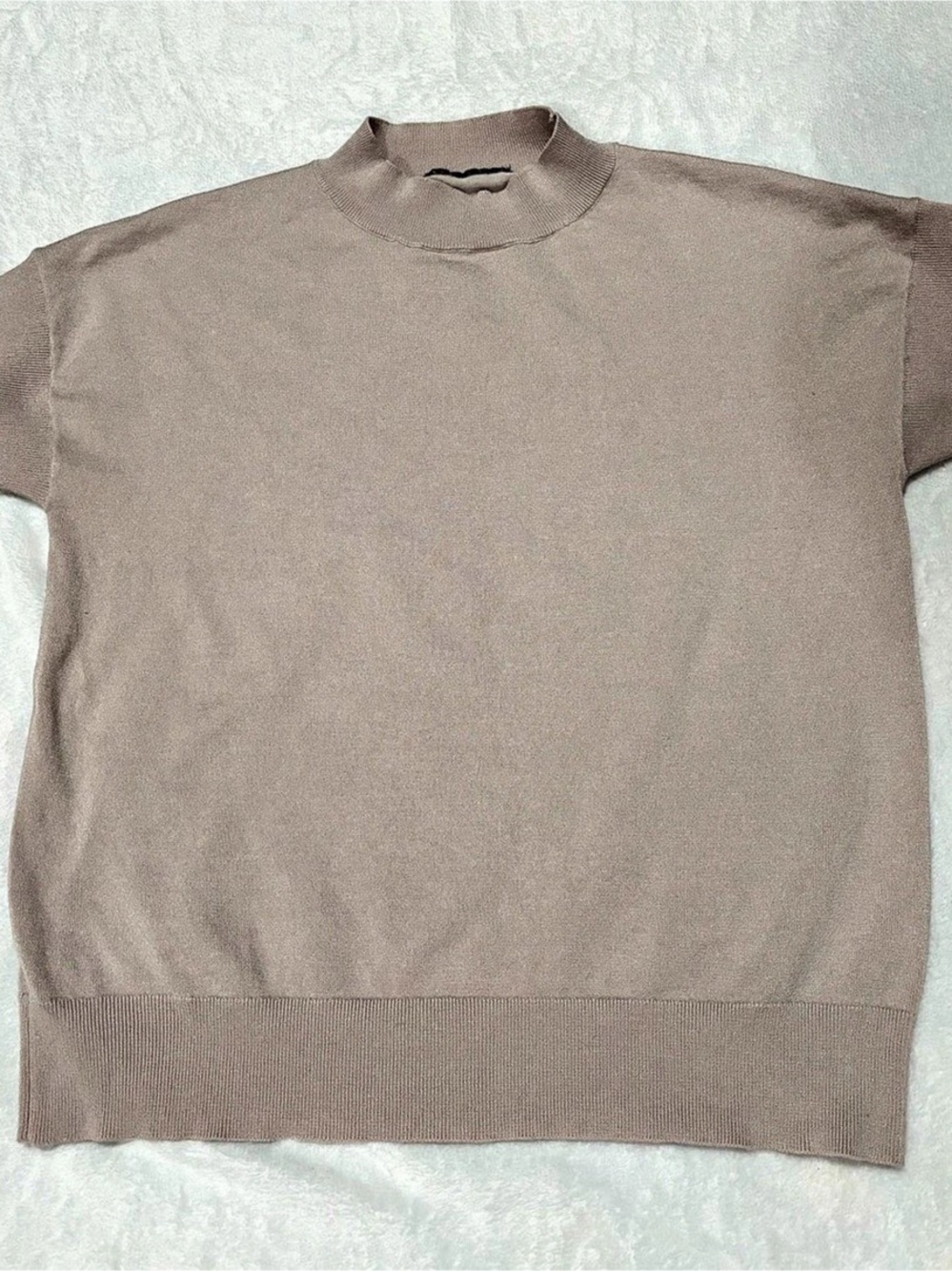 Tahari Short Sleeve Knit Sweater in Taupe Size M